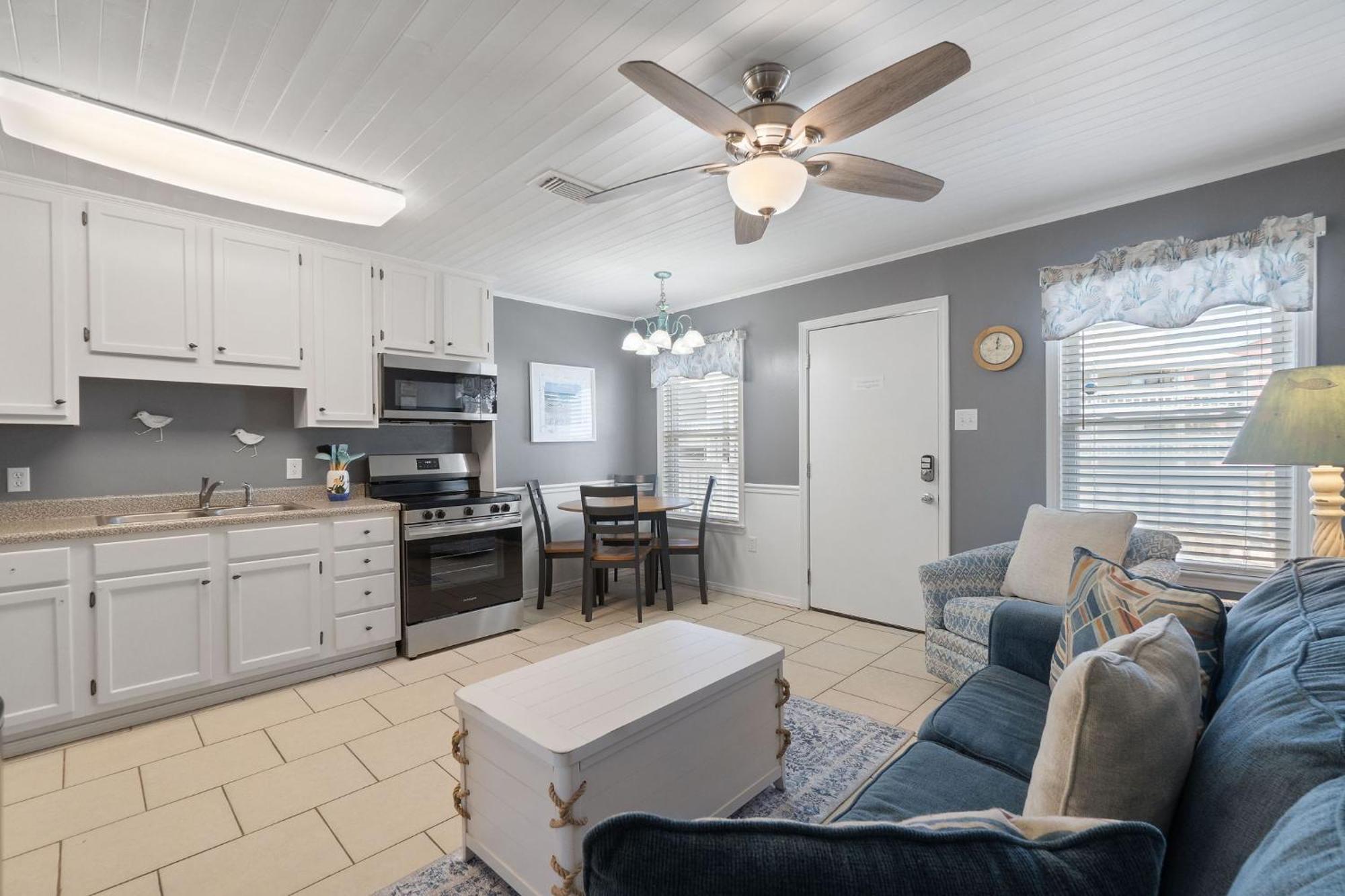Sea & Sun 204 By Vacation Homes Collection Галф Шорс Екстериор снимка